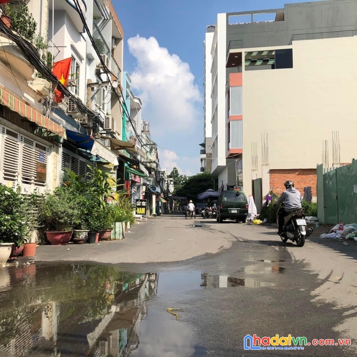 Bán nhà hxh  chính chủ lâu đời ,giá đầu tư ,phường tân hưng 6x18 hẻm 12 m hơn 10 tỷ.