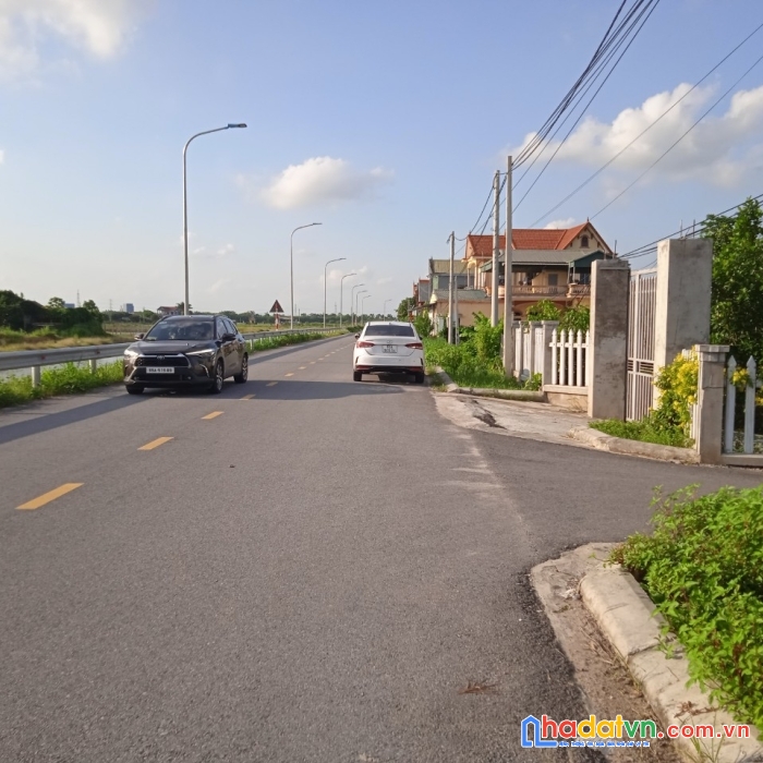 Chủ bán lô s. 115m2 trục chính thôn trình phú- trung chính giá ngoại giao 10tr/m