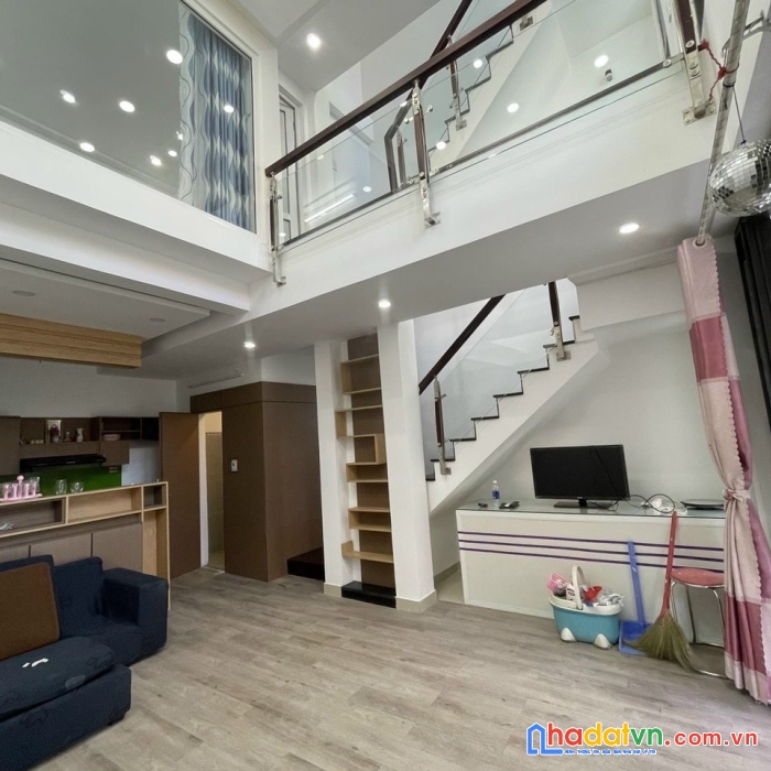 .nhà lê đình lý, đầu kiệt ô tô, 3 tầng. 3.4 tỷ