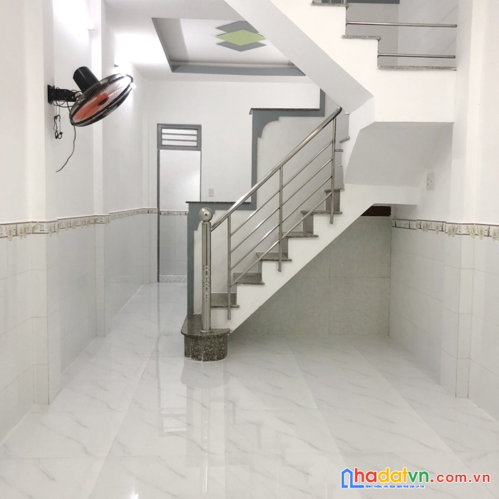 Bán nhà hẻm 17 đường lê thành phương phường 15 quận 8