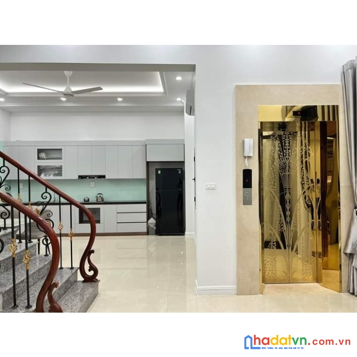 Bán nhà phân lô, phố tô vĩnh diện, thanh xuân. dt40m2, 6 tầng, thang máy. chỉ 8.1 tỷ.