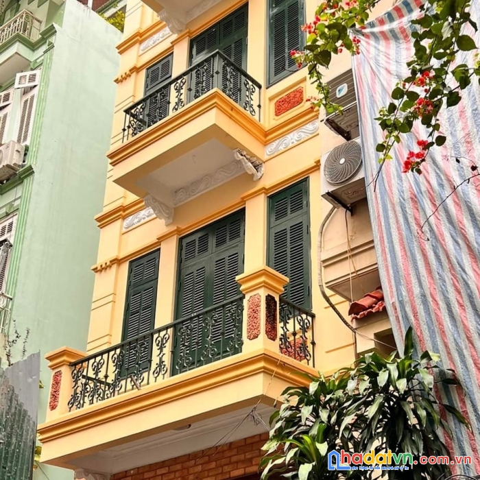 Siêu phẩm phân lô hoàng cầu, kiến trúc biệt thư pháp, thông số đẹp, ô tô dừng đỗ ngày đêm.