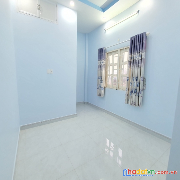 Cần bán gấp nhà chế lan viên, hồ bơi tây thạnh, tân phú, nhỉnh 3 tỷ.