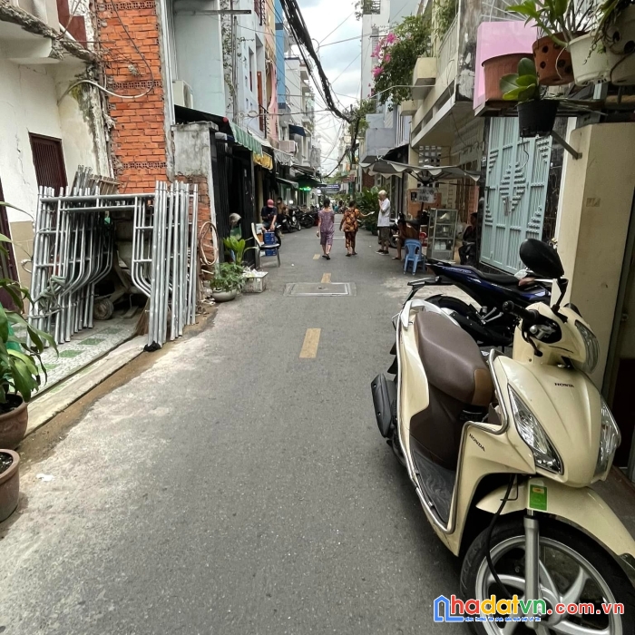 Mặt tiền ngô thời nhiệm - sát chợ phú nhuận - 46.4m2 - chỉ 7.2 tỷ.