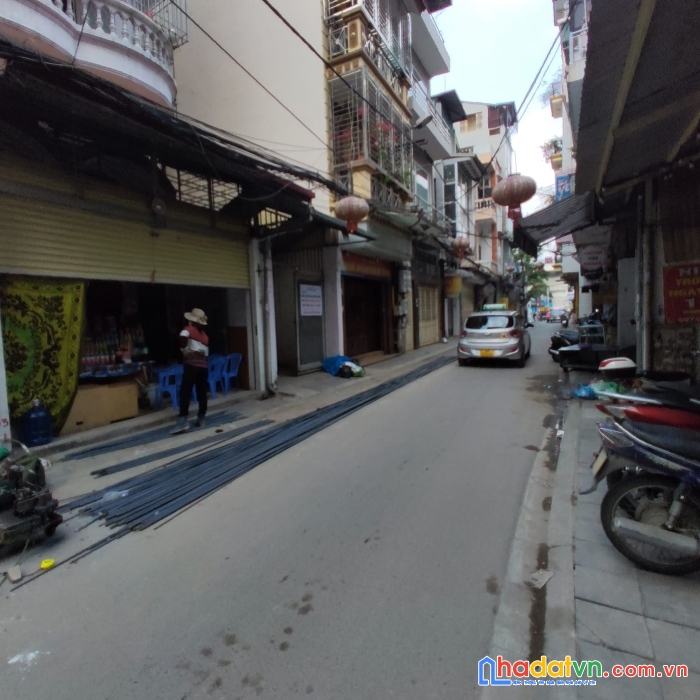 Cực hot - bán đất vàng phố nguyễn sơn - 268 m2 - mt 20m - 46,5 tỷ - lô góc - 0866951279