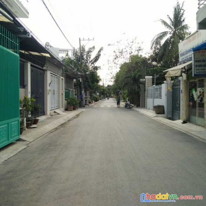 Bán nhà mặt tiền đường số 9 gần vạn phúc city 40m2 giá 3.6 tỷ