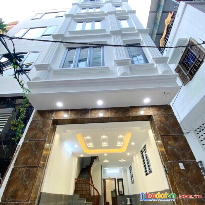 Bán nhà trung kính đẹp vô cùng. mới xây tuyệt vời. ở và kd online đỉnh cao. giá nhỉnh 3tỷ