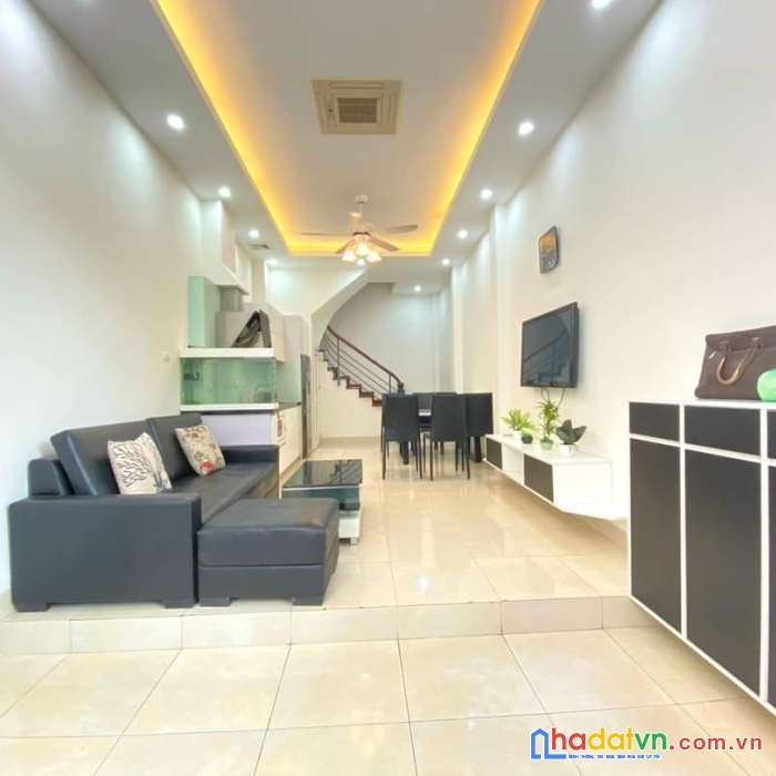 Rất gấp - kim giang - phố lớn - ô tô đõ - 39m2 - 4 tầng - 3.6 tỷ - tặng nội thất tuyệt đẹp.