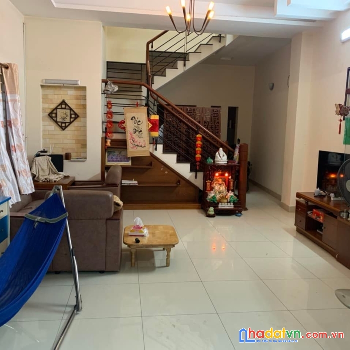 Nhà hiếm ngang đẹp và rẻ, đường số 2, gò vấp, 5.5x18m, 3 tầng, giá 8x tỷ
