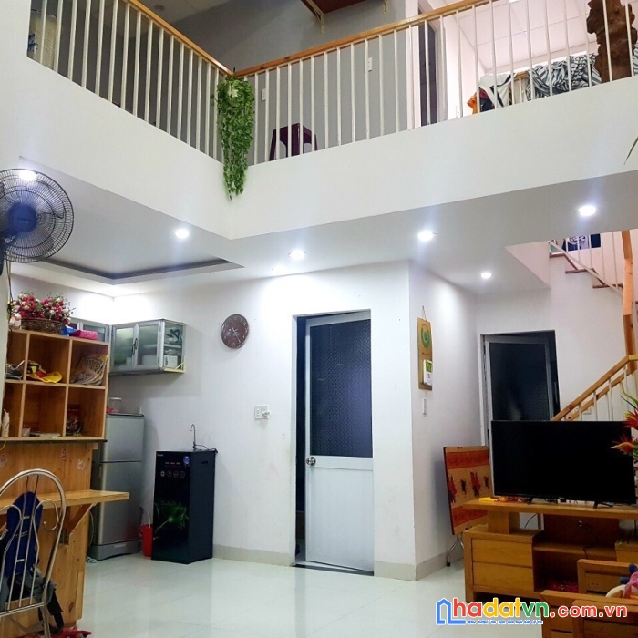 Kinh doanh, nhà mặt tiền, bề ngang 12m, đường nguyễn đình tựu
