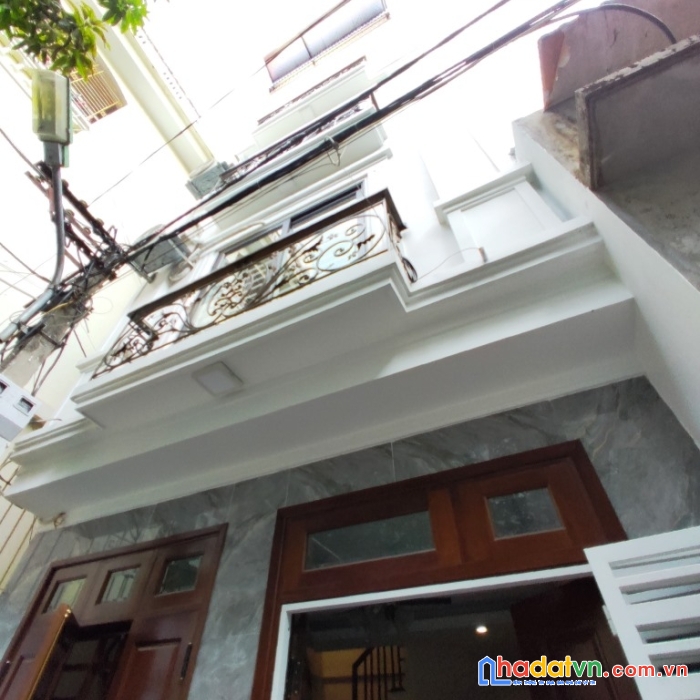 Cực hiếm, nhà bồ đề, gần hồ, sát phố, 45m2, 4 tầng, 4.2 tỷ