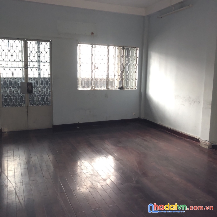 Cho thuê nhà mt nguyễn tri phương 5x16m trệt lửng 3 lầu giá 80tr