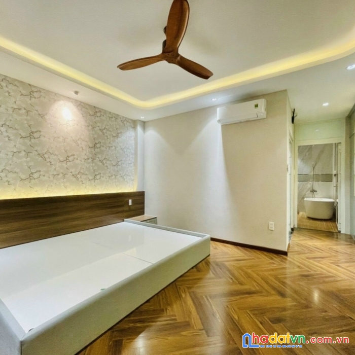 (phú nhuận) hẻm 1 sẹc 3.5m, 5x10m, 2 lầu, hồ biểu chánh, nhà đẹp, dt 50m², giá 5.8 tỷ