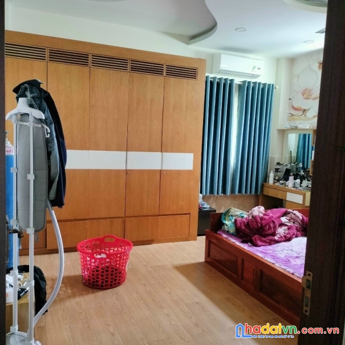 Nhà đẹp, trần hữu trang, 4 x 14m, 2 lầu, chỉ 8.9 tỷ, phú nhuận, dt 56m², giá 8.9 tỷ