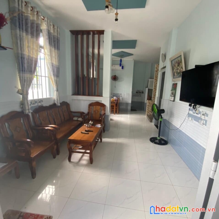 Hẻm xh, / lê văn việt, ngang 7 ( 83 m2) , nhà đẹp ở ngay, nhỉnh 4 tỷ.