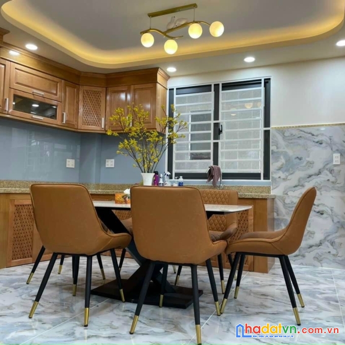 Nhà đẹp, phan văn trị, 3 lầu, 5 x 10m, 4pn, hẻm 4m, bình thạnh, dt 50m², giá 8.8 tỷ