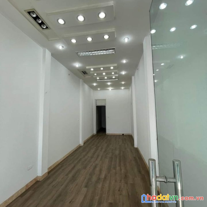 Bán nhà mặt phố quang trung 40m 4 tầng 6.85 tỷ có tl