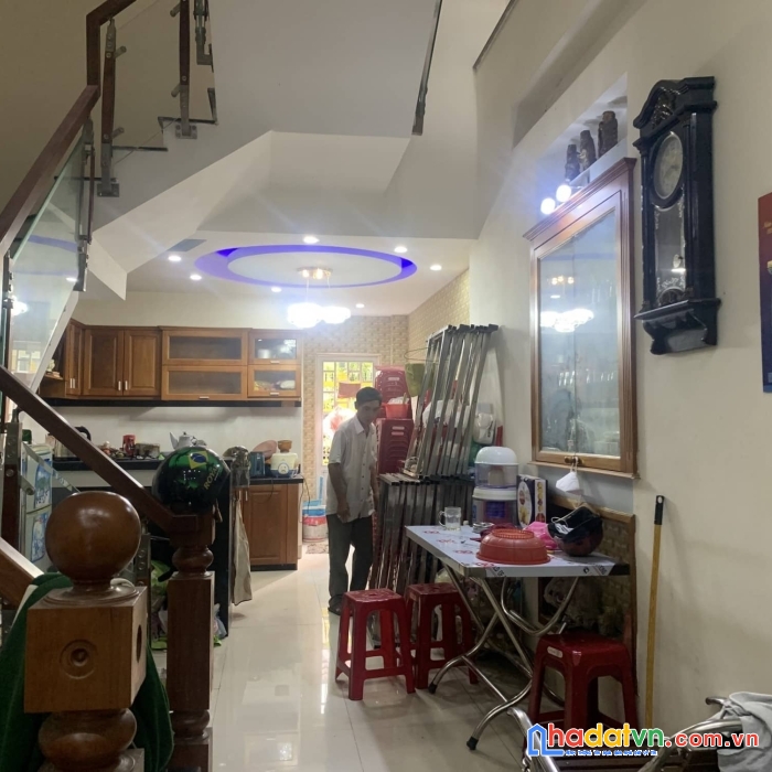 Nhà mặt tiền khủng giá rẻ nguyễn phước nguyên - thanh khê