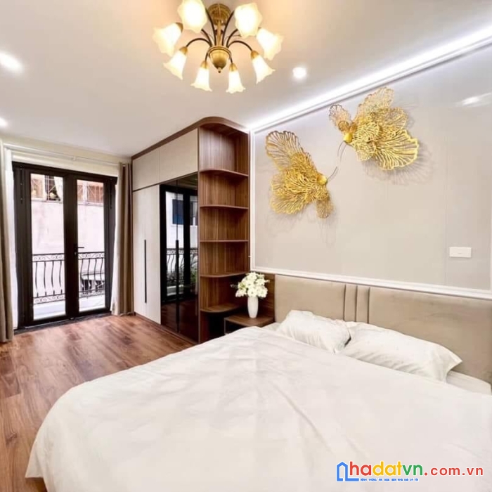 Bán nhà mặt phố phường la khê cực vip ô tô kinh doanh 60m2 5t chỉ hơn 12tỷ