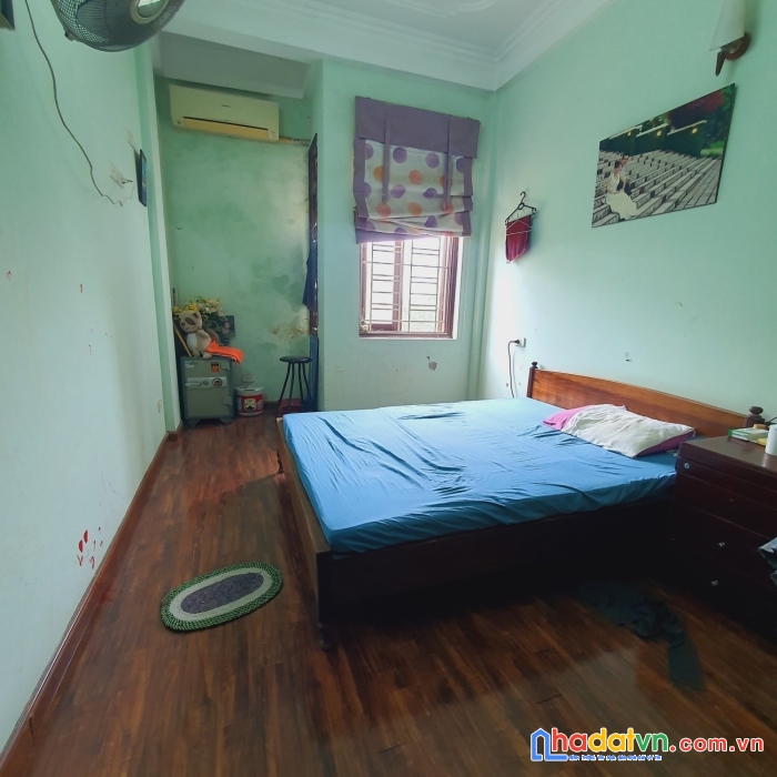 Bán đất tặng nhà ngõ 23 bồ đề 60m hơn 5 tỷ lh 0868246333