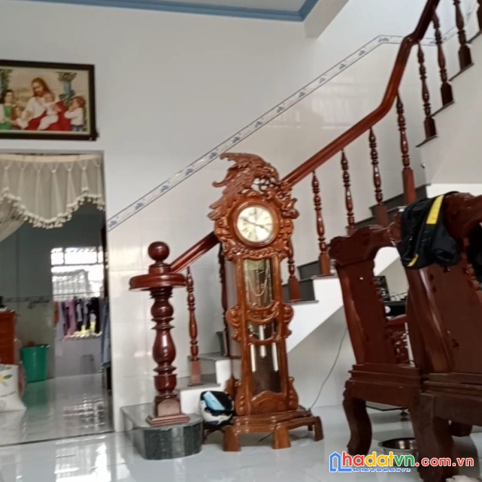 Bán nhà đẹp mặt tiền dt852 gần kế bên chợ nàng hai dt gần 180m2, shr