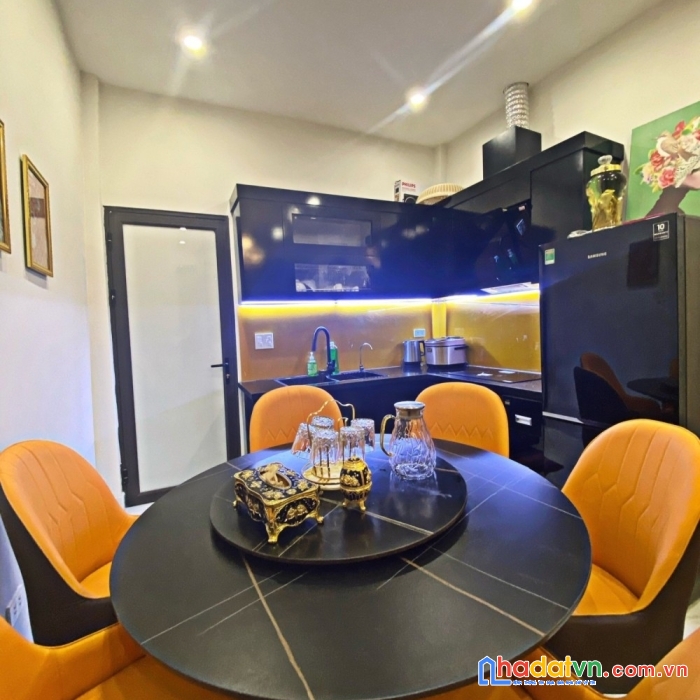 Nhà mới phố vương thừa vũ, căn góc, ngõ rộng, 50m ô tô. 0338080356