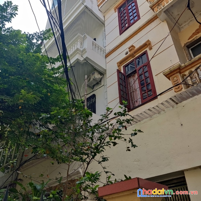 Nhà đẹp ở ngay trung tâm cầu giấy, 41m 6 tỷ