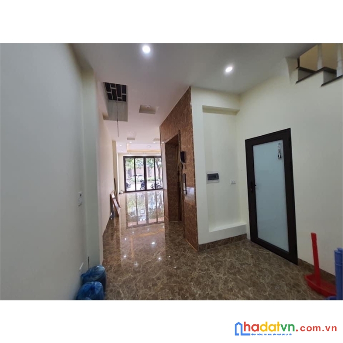 Bán nhà phân lô 2 làn đường - 7 tầng thang máy - ô tô tránh vỉa hè – kinh doanh bất chấp, 55m,7t,