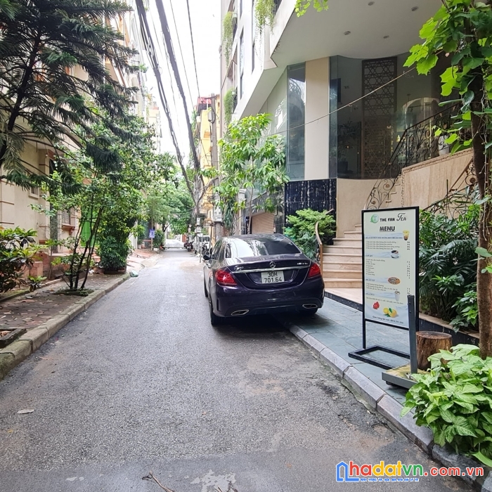 Chính chủ bán nhà phân lô quận đống đa, dt 68 mét, thang máy, kinh doanh các ngành hàng
