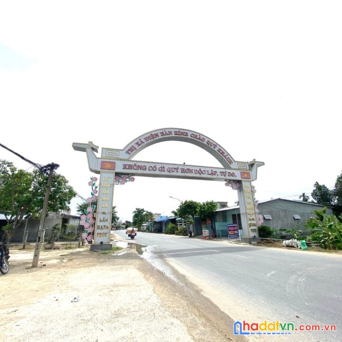 Cần bán 1 lô đất nền ngay cổng chào điện bàn và đại lộc, giả rẻ đâu tư