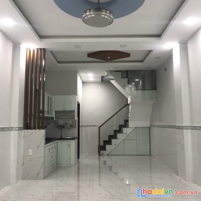 Cần tiền bán nhà hxt đường 100 bình thới, f.11, quận 11. dt 42.3m2.