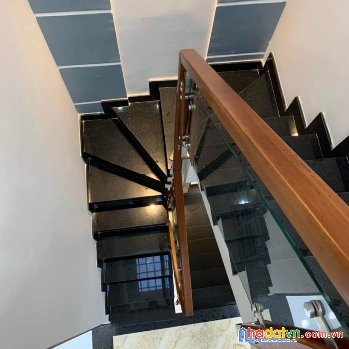 Bán nhà quận tân phú.phường phú thọ hoà