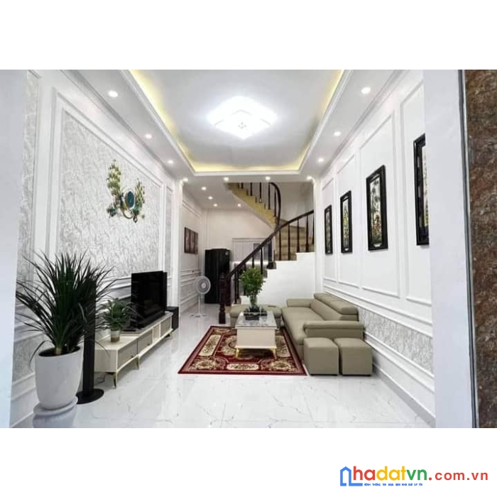 1 nhà ra ô tô tránh, phố nguyễn ngọc nại, thanh xuân, 37m2x6t, 5 tỷ.
