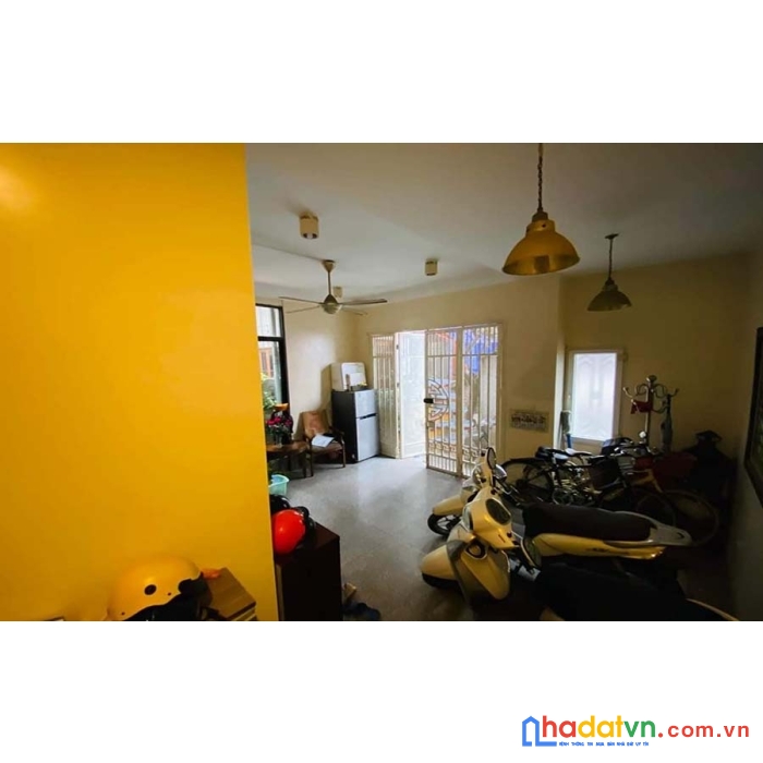 Nhà thoáng kinh doanh thích,đường nam đồng,q.đống đa,hn,64m giá đầu tư