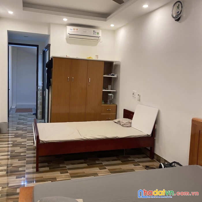 Bán nhà ngọc thụy dt 30 m   5 tầng  giá 5.7 tỷ