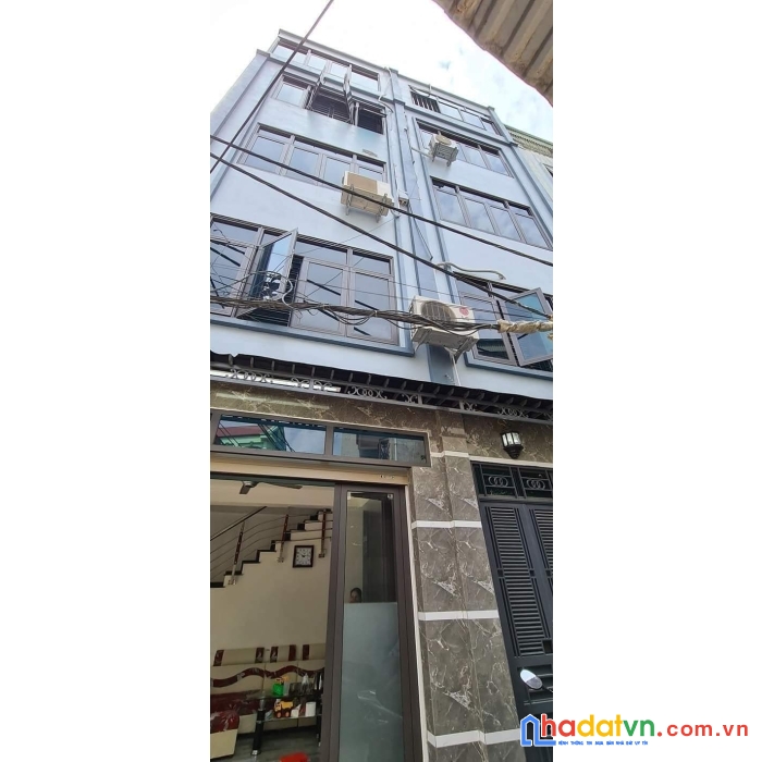 Bán nhà văn la hđ, 5 tầng, mt,4,8m giá nhỉnh 4 tỷ, ô tô,kd