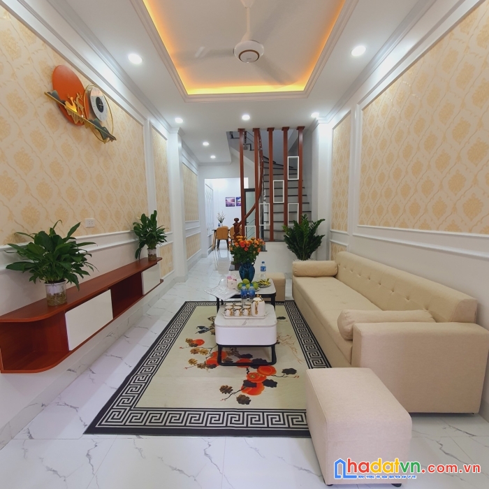 Bán nhà ngọc thụy 52mx5t tự xây ngõ ôtô chỉ 4.78 tỷ 0868246333