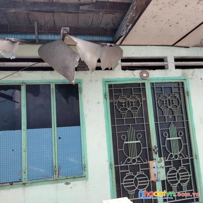 Bán nhà nát, bank dí bán gấp, giá chốt bất ngờ.