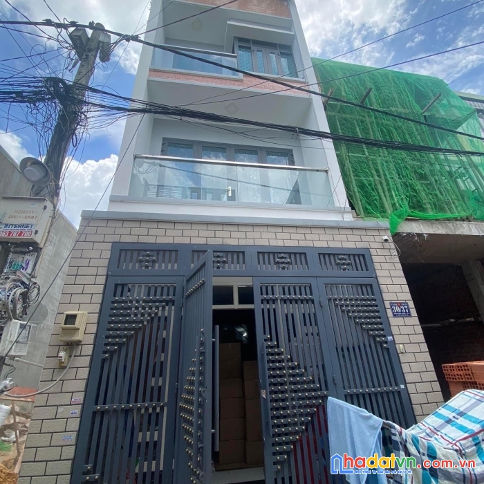 Mã lò hxh đỗ cửa sẵn dãy trọ thu nhập đều hàng tháng.