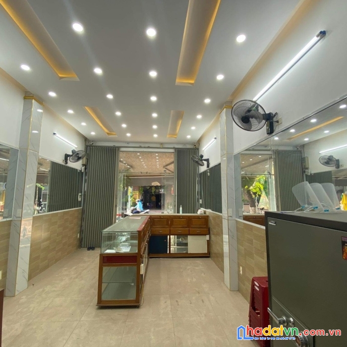 Bán rẻ nhà mặt tiền nguyễn phước lan, hoà xuân - 14.x tỷ, ngang lớn.