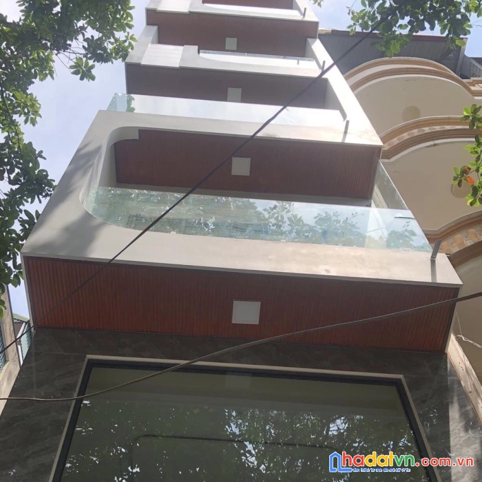 Bán nhà 7 tầng, thang máy, kinh doanh yên lãng, chỉ 12.9 tỷ