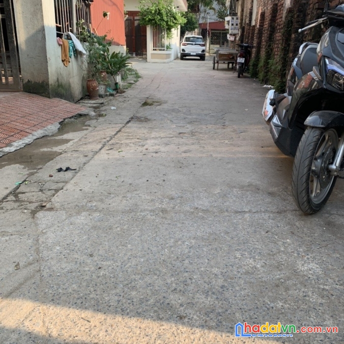 Chính chủ em cần thanh khoản lô góc  75m xóm 4 hải bối đông anh hn 
-đường trước đất 3.5m