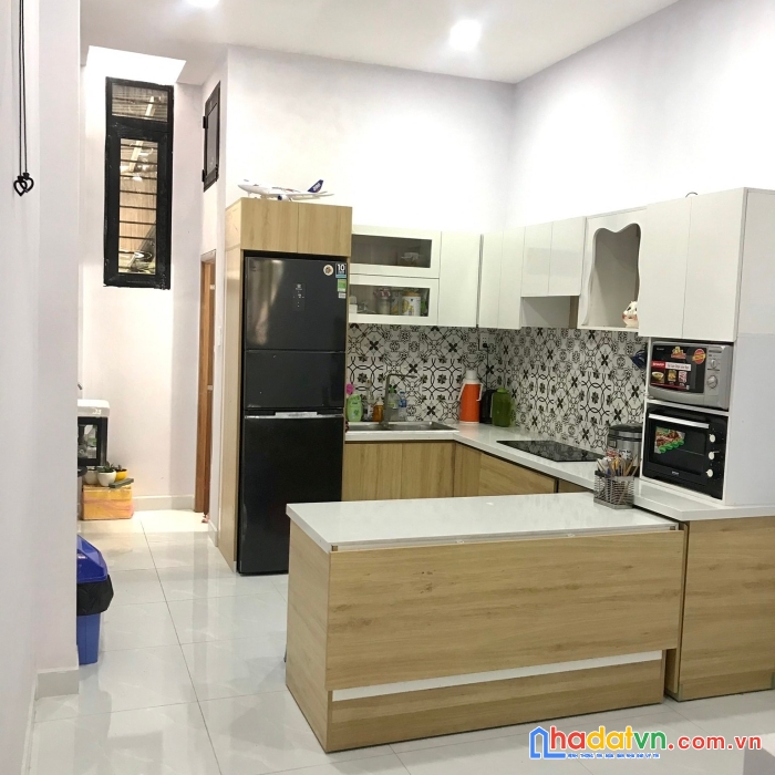 Bán nhà cmt8 - tân bình - giáp quận 10 - 45m2 - 4,5x10m - nhỉnh 4 tỷ