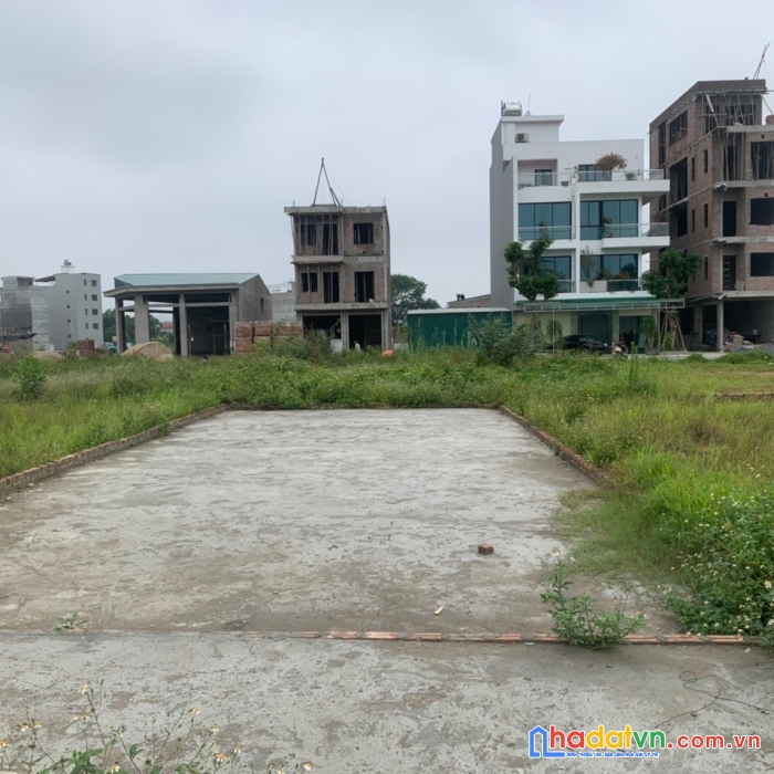 Cực phẩm: lô đất dịch vụ vân canh 56m2 mt 4.9m, vị trí trung tâm sát công viên lớn giá 80tr/m2