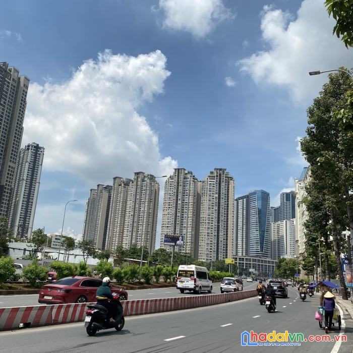 Biệt thự đường nguyễn hữu cảnh, diện tích khủng: 20 x 25m, khu vực đáng sinh sống đối diện khu