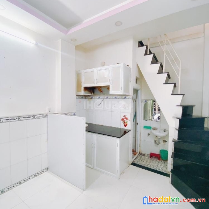 Nhà nhỏ phường 3 gò vấp 15m2 giá 2tỷ220 