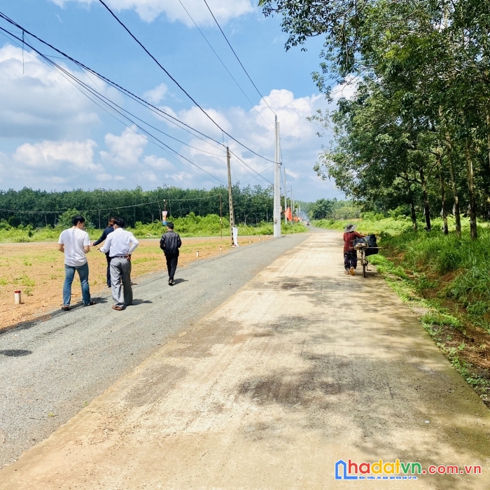 Bán đất nền 630tr thuận lợi đồng phú bình phước