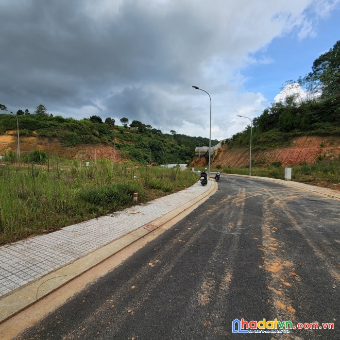 Cần tiền bán gấp đất lk kqh an sơn, đà lạt 97.7m2 giá 7.9 tỷ