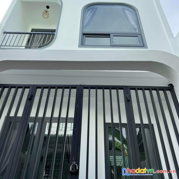 Chính chủ cần bán nhà mặt tiền vị trí đẹp tại tiền giang