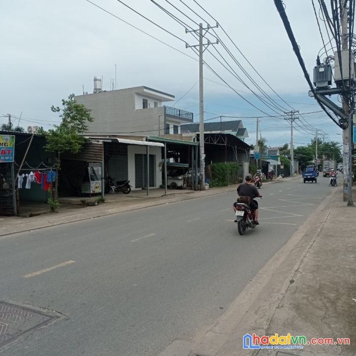 Mặt tiền đường lớn vị trí đẹp - dương công khi - đường xe container - hóc môn